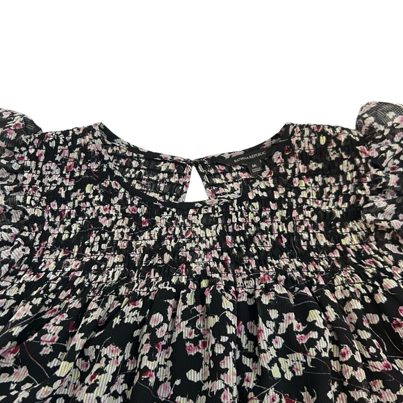 Banana Republic Medium Black Micro Floral Striped Smocked Ruffle Blouse - Picture 4 of 11